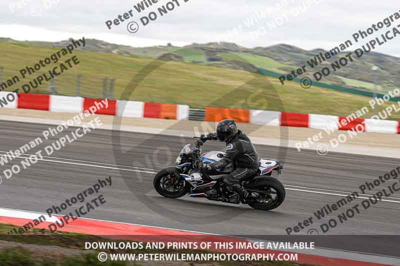 cadwell no limits trackday;cadwell park;cadwell park photographs;cadwell trackday photographs;enduro digital images;event digital images;eventdigitalimages;navarra;no limits trackdays;peter wileman photography;racing digital images;trackday digital images;trackday photos